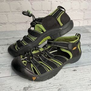 Keen Newport H2 Unisex Kids Green/Black Waterproof Hiking Sandals Size Youth 2